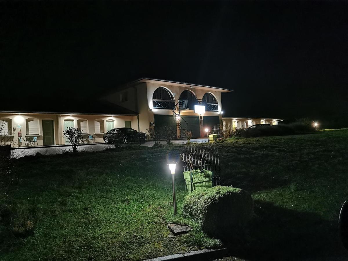 Logis Hotel- Restaurant La Haie Des Vignes Seminaires Et Evenementiel Allain Dış mekan fotoğraf