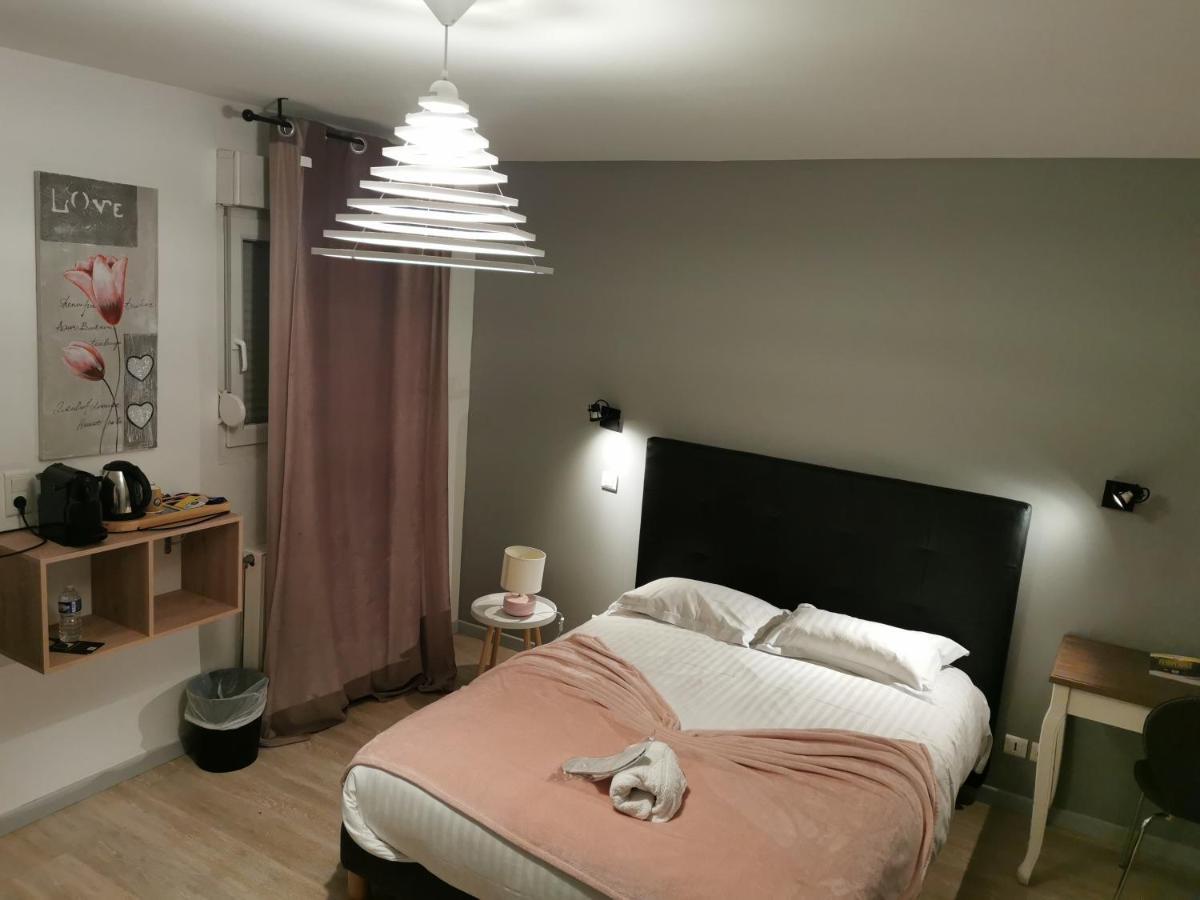 Logis Hotel- Restaurant La Haie Des Vignes Seminaires Et Evenementiel Allain Dış mekan fotoğraf